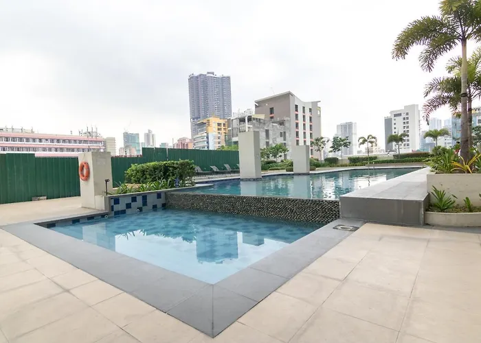 Oyo529阿迈亚天空阿维尼达酒店 酒店 马尼拉